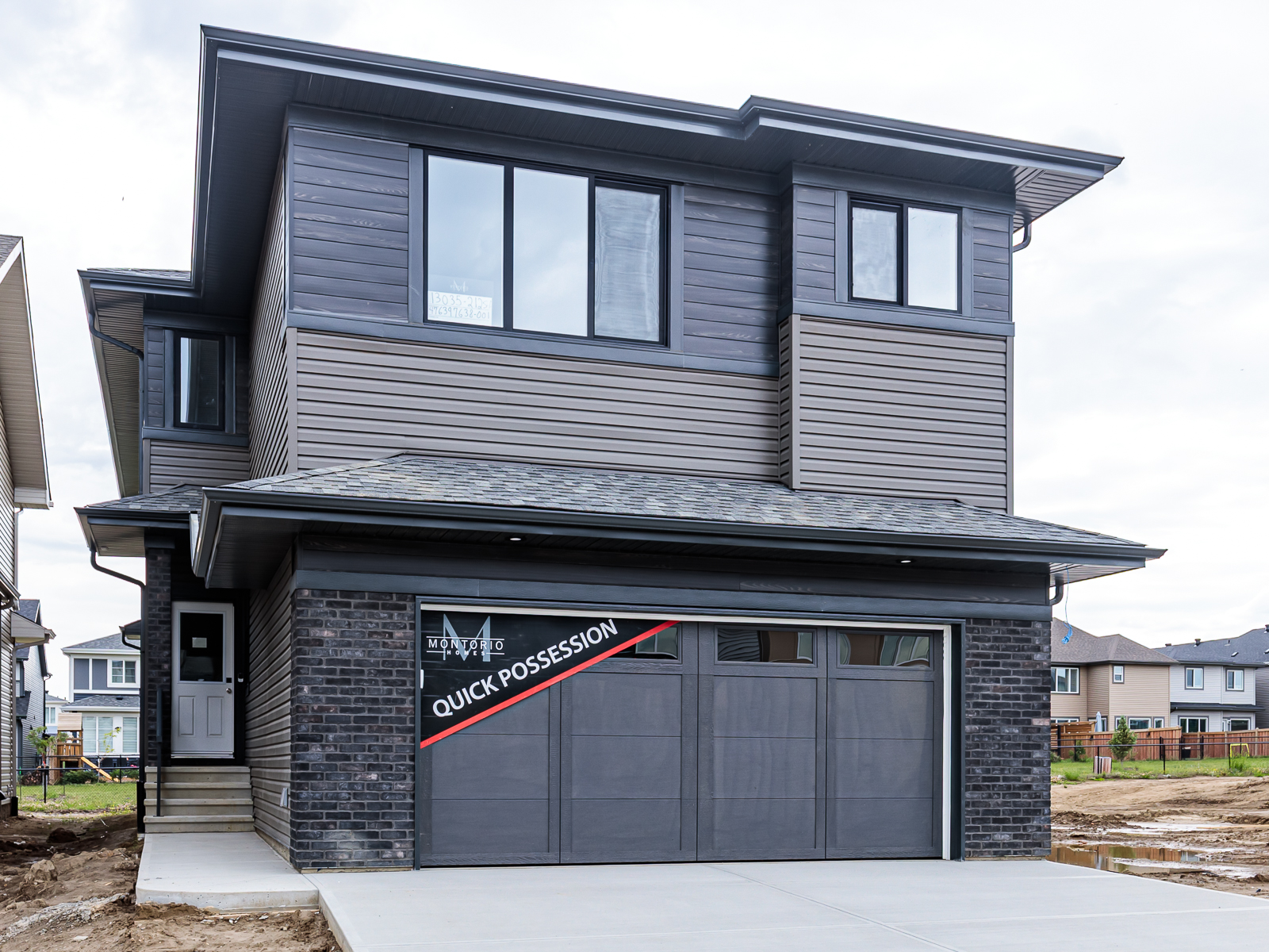 13035 212 Street NW, Edmonton, Trumpeter, 4 Bedrooms Bedrooms, ,3 BathroomsBathrooms,Front Attached Garage,Quick Possession,1621